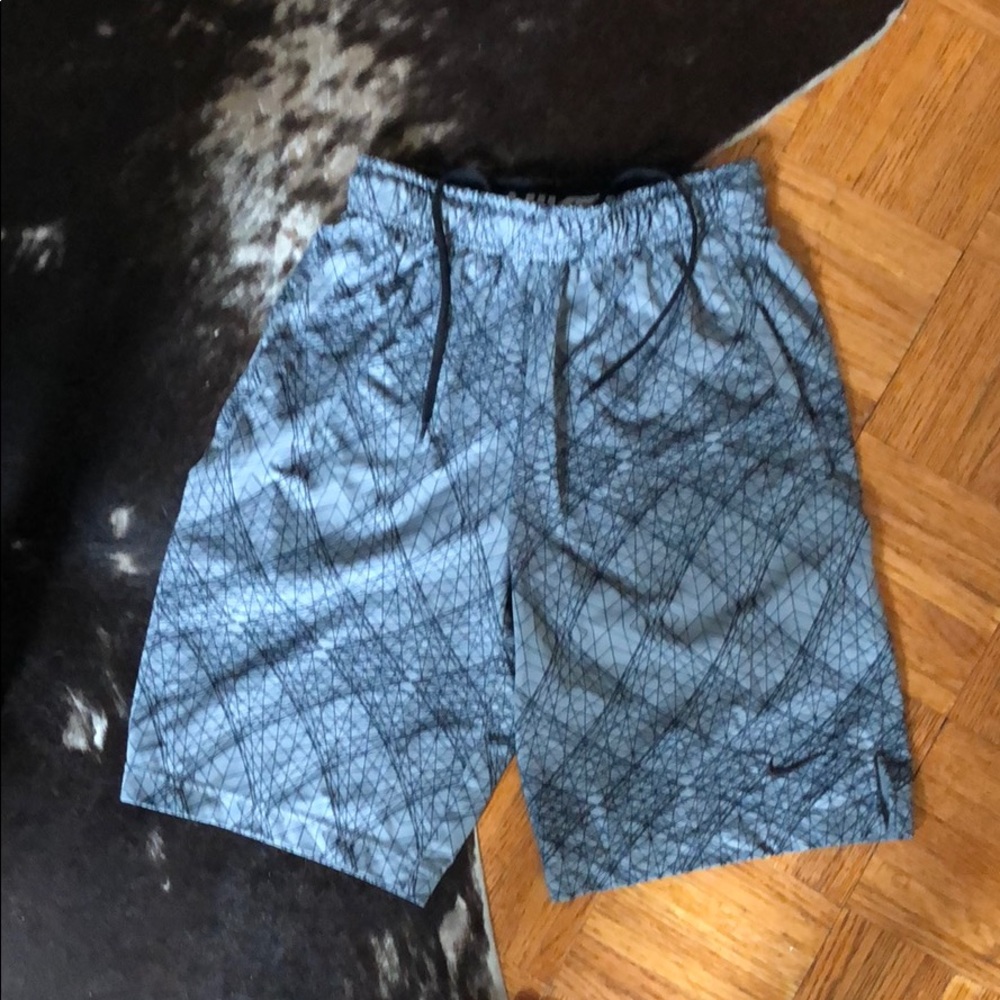 Basketball shorts